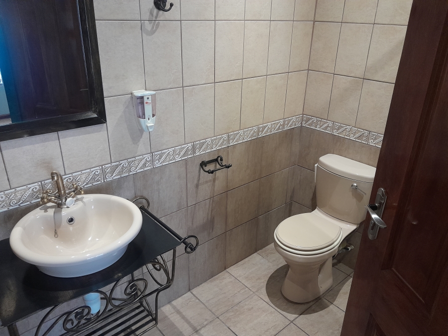 11 Bedroom Property for Sale in Bodorp North West